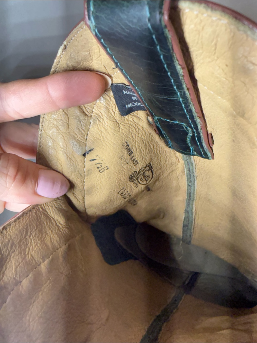 Justin Boots Tan Leather Cowboy Boots with Teal Stitching - Picture 11 of 11